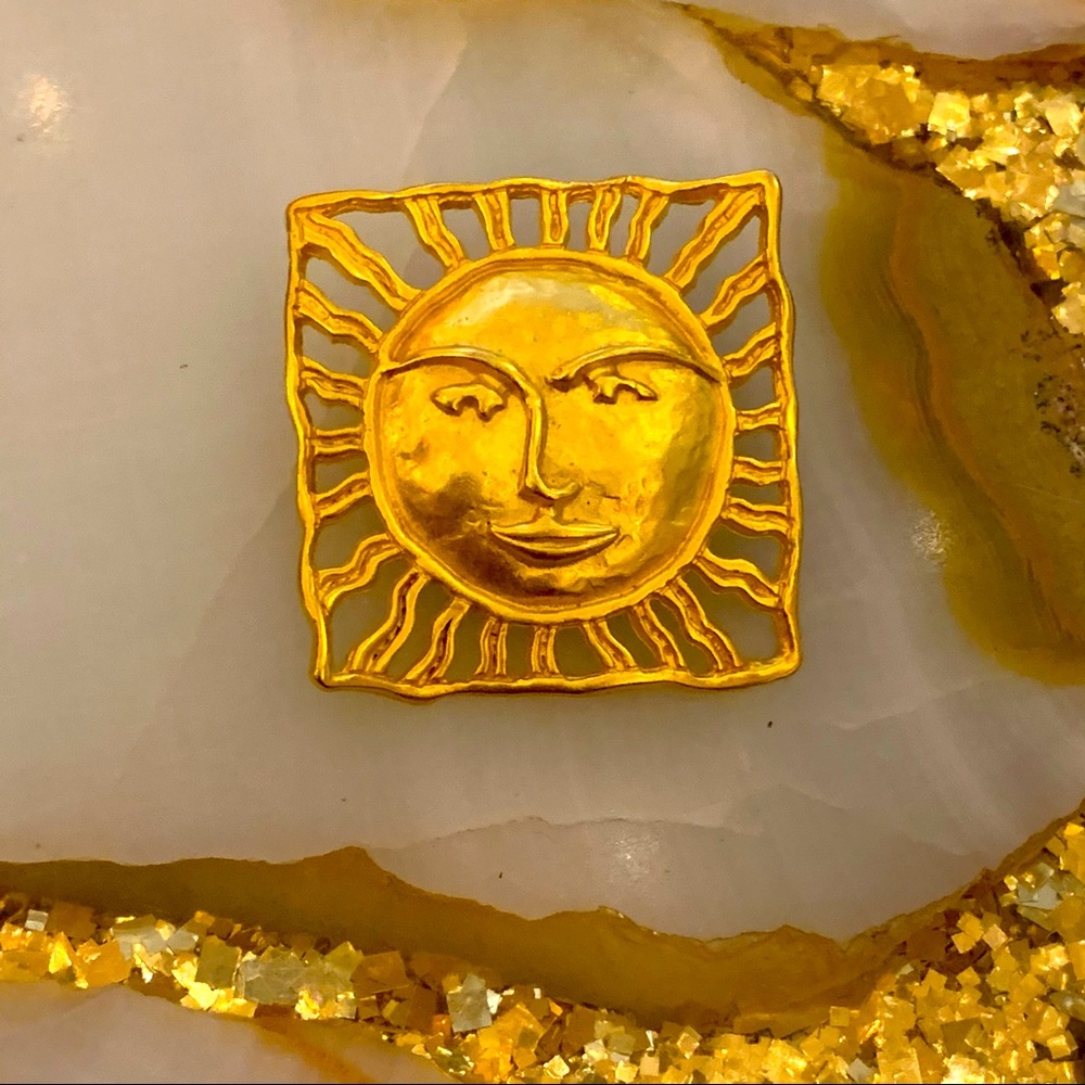 Vintage Gold Sun Pin